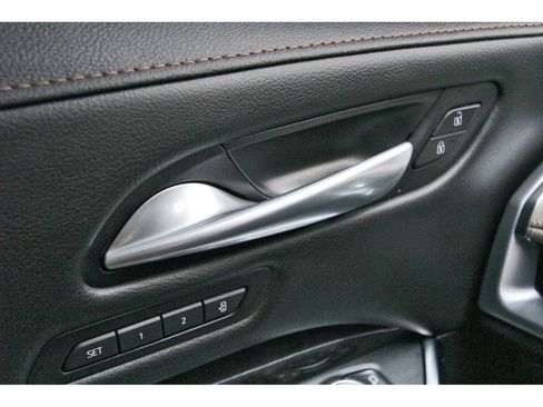 Certified 2025 Cadillac XT4 Premium Luxury image 22