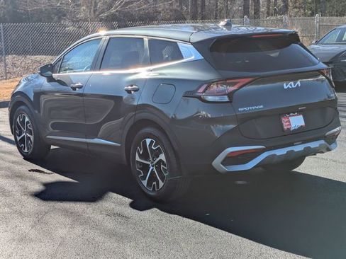 Used 2024 Kia Sportage EX image 6
