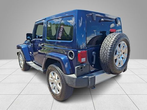 Used 2013 Jeep Wrangler Sahara w/ Connectivity Group AWD/4WD image 7