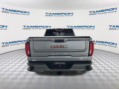 Used 2023 GMC Sierra 1500 AT4 w/ AT4 Premium Package AWD/4WD image 4
