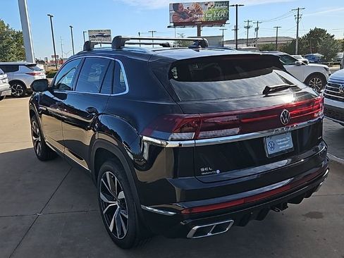 New 2026 Volkswagen Atlas Cross Sport SEL Premium R-Line AWD/4WD image 7
