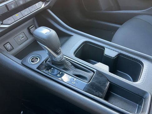 Used 2025 Nissan Sentra S image 39