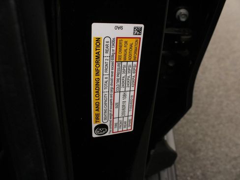 Used 2025 Honda Pilot EX-L image 37