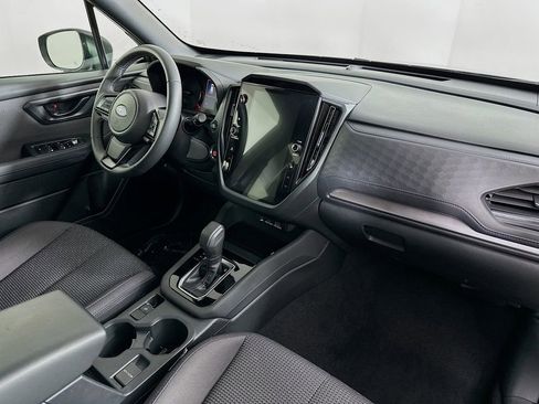 Certified 2025 Subaru Forester Premium AWD/4WD image 36