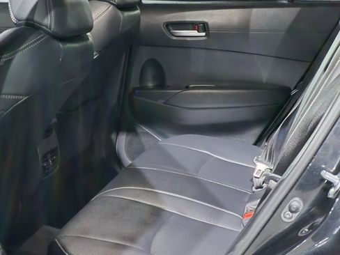 Used 2025 Toyota Corolla Cross XLE image 20