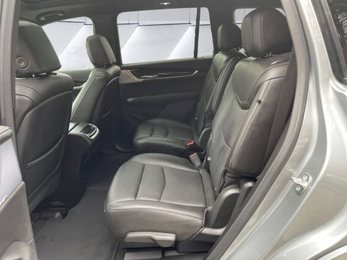 Certified 2025 Cadillac XT6 Premium Luxury image 14