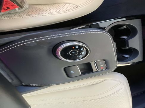 Used 2022 Ford Mustang Mach-E Premium RWD image 19