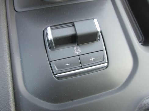 New 2026 GMC Sierra 1500 AT4 w/ AT4 Premium Package AWD/4WD image 23