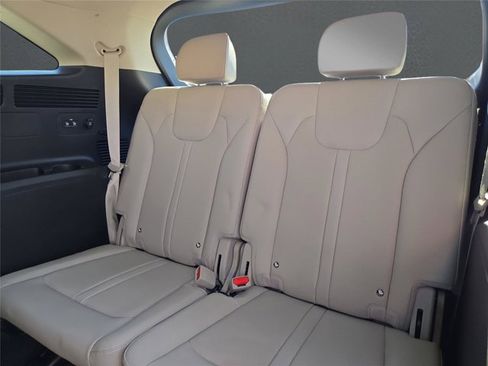 Used 2025 Kia Sorento S w/ Panoramic Sunroof Package FWD image 26