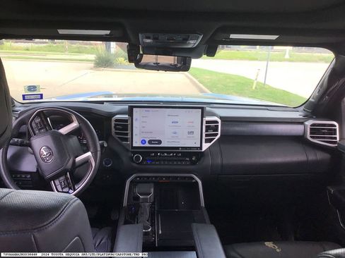 Used 2024 Toyota Sequoia Platinum AWD/4WD image 12