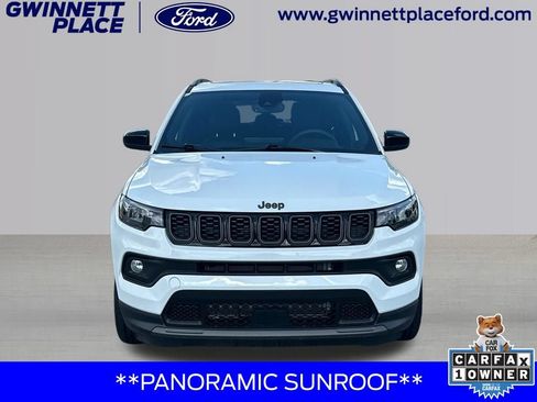 Used 2026 Jeep Compass Latitude w/ Sun and Sound Group AWD/4WD image 2