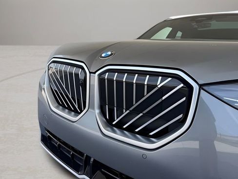 Used 2025 BMW X3 xDrive30i w/ Premium Package image 2