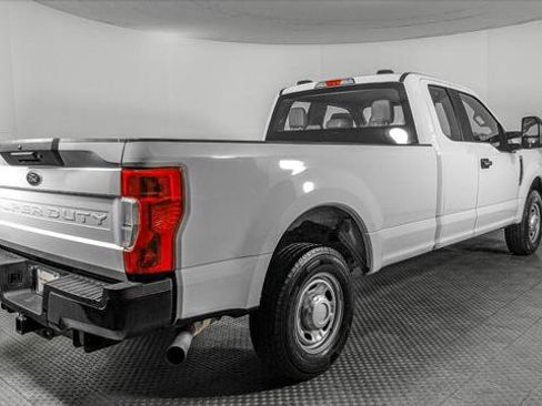Used 2020 Ford F250 XL w/ Power Equipment Group RWD image 7