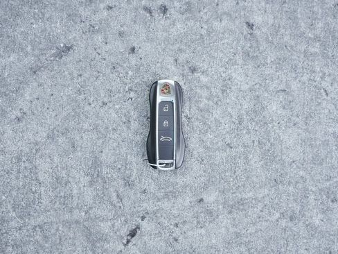 Used 2023 Porsche 911 GT3 image 78