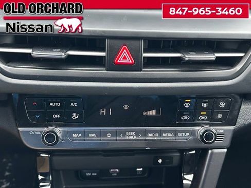 Used 2025 Kia Seltos SX AWD/4WD image 15