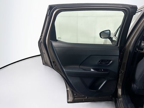 Used 2025 Nissan Kicks S image 26