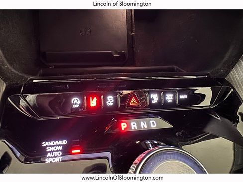 Used 2024 Jeep Wagoneer L Series II w/ Flexible Seating Group image 62