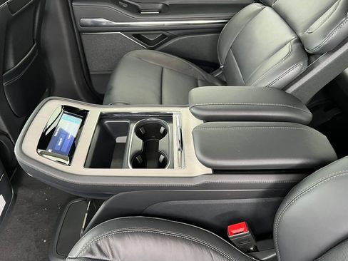 New 2026 Lincoln Navigator L Reserve w/ Jet Appearance Package image 5