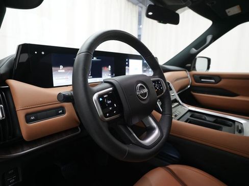 Certified 2025 Nissan Armada SL w/ Captain's Chari Seat Package AWD/4WD image 8