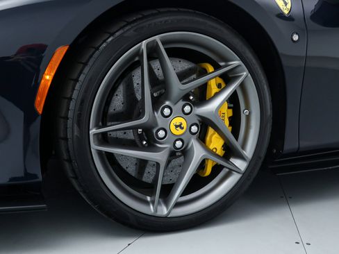 Certified 2022 Ferrari F8 Tributo image 14