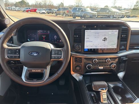 New 2025 Ford F150 King Ranch w/ FX4 Off-Road Package image 19