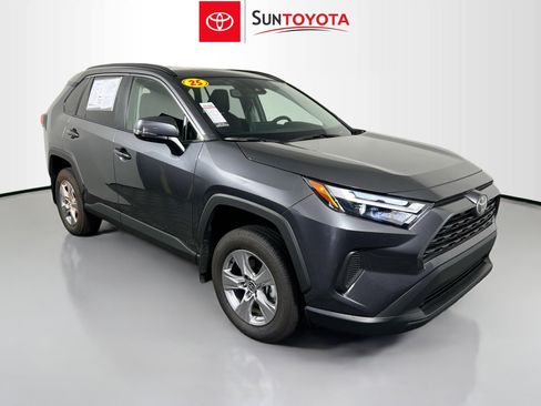 Used 2025 Toyota RAV4 XLE w/ Convenience Package FWD image 1