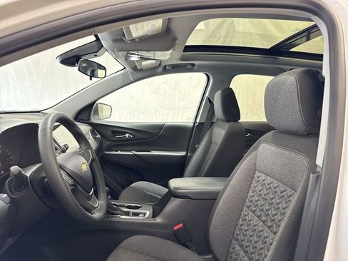 Certified 2024 Chevrolet Equinox LT image 11