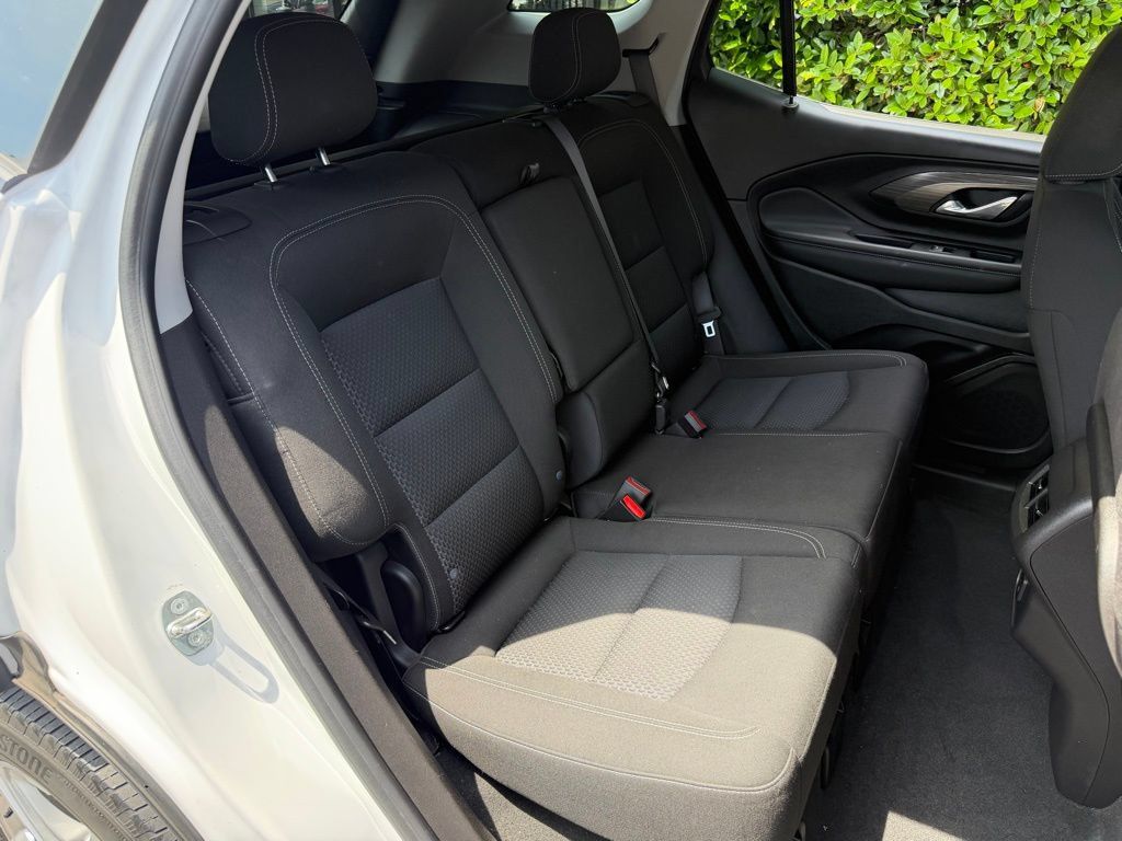 Used 2023 GMC Terrain SLE w/ Driver Convenience Package AWD/4WD image 35