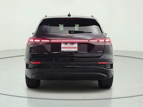 Used 2024 Audi Q4 e-tron Premium Plus AWD/4WD image 6