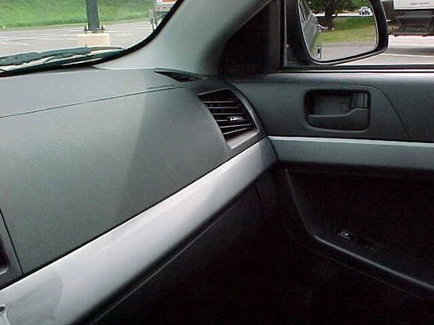 Used 2010 Mitsubishi Lancer ES FWD image 17