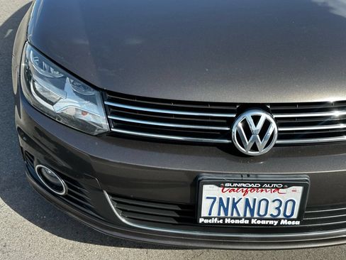 Used 2016 Volkswagen Eos Komfort FWD image 4