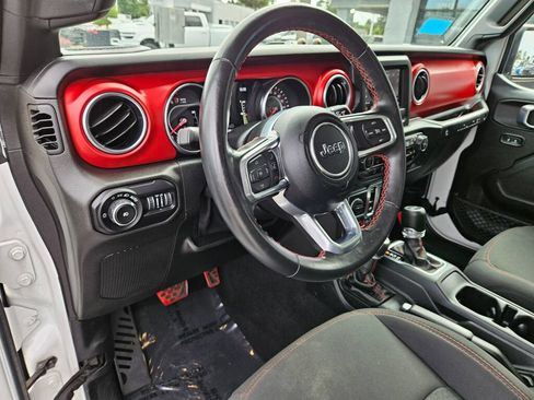 Used 2021 Jeep Wrangler Rubicon AWD/4WD image 17