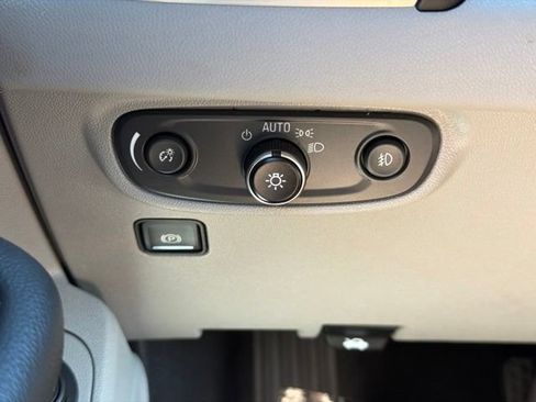 Used 2019 GMC Terrain SLT w/ Preferred Package AWD/4WD image 36