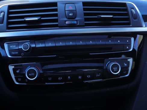 Used 2018 BMW 330i Sedan image 27