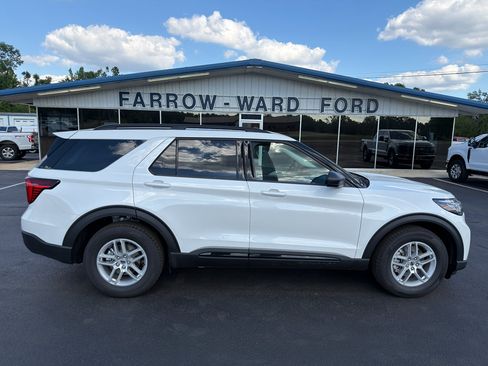New 2026 Ford Explorer Active w/ Active Comfort Package RWD image 1