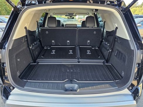 New 2025 Nissan Pathfinder SL w/ Cargo Package image 24