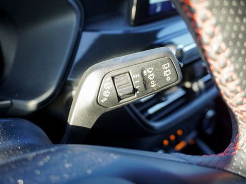 Used 2023 Ford Escape ST-Line image 22