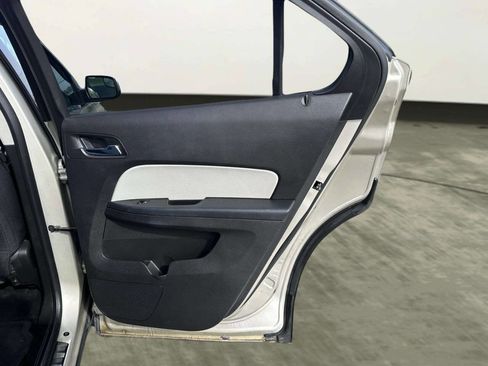 Used 2014 Chevrolet Equinox LT image 16
