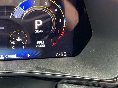 Used 2026 Chevrolet Colorado Z71 w/ Technology Package AWD/4WD image 19