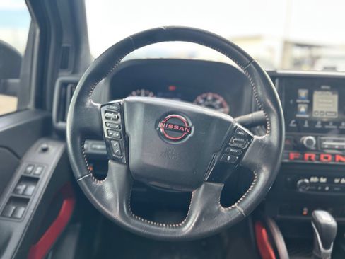 Used 2025 Nissan Frontier Pro-X RWD image 18