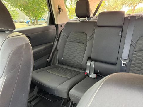 Used 2025 Nissan Pathfinder SV AWD/4WD image 41