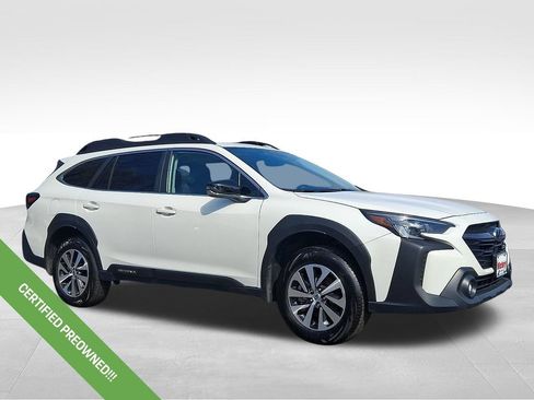 Used 2025 Subaru Outback Premium AWD/4WD image 1