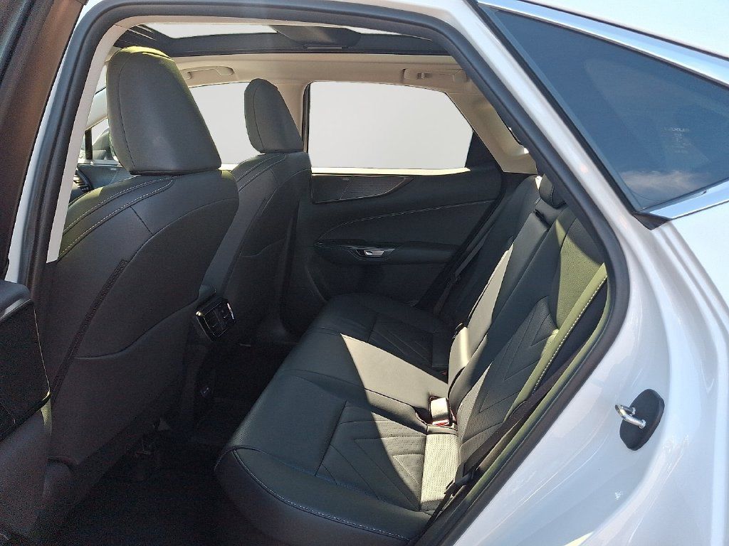 Used 2026 Lexus NX 450h+ AWD w/ Luxury Package image 8