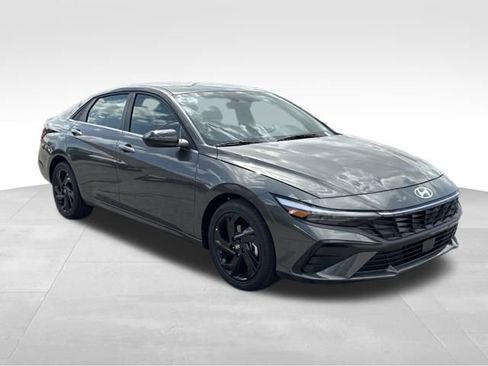 New 2026 Hyundai Elantra SEL Sport Premium FWD image 7
