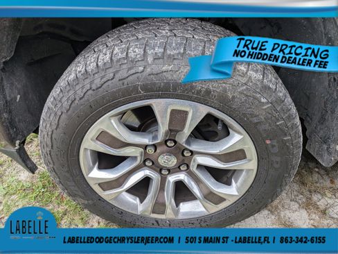 Used 2022 RAM 1500 Limited AWD/4WD image 9