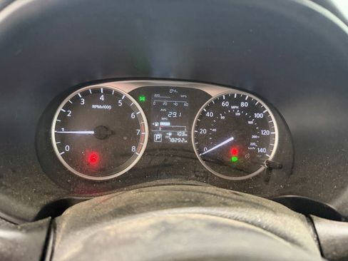 Used 2021 Nissan Kicks S FWD image 5