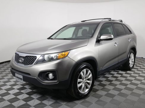 Used 2011 Kia Sorento LX w/ Convenience Pkg AWD/4WD image 5
