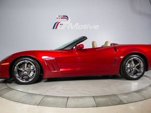 Used 2010 Chevrolet Corvette Grand Sport w/ Preferred Equipment Group RWD image 21
