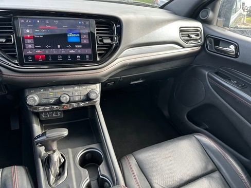 Used 2024 Dodge Durango GT AWD/4WD image 15