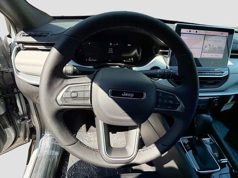 New 2026 Jeep Compass Limited w/ Sun, Sound & Navigation Group AWD/4WD image 12